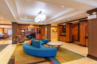 Lobi 4 Fairfield Inn & Suites by Marriott Carlisle