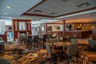 Bar, Cafe and Lounge Hilton Garden Inn Erie