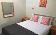Bedroom 6 ASURE Explorer Motel & Apartments