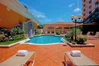 Swimming Pool Holiday Inn Panama Canal, an IHG Hotel