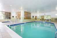 Swimming Pool Hampton Inn Petersburg-Southpark Mall