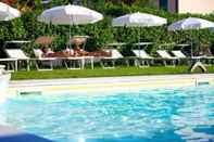 Swimming Pool Enjoy Garda Hotel