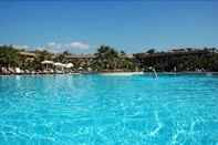 Swimming Pool Acacia Resort