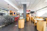 Bar, Cafe and Lounge Hotel ibis Madrid Alcobendas