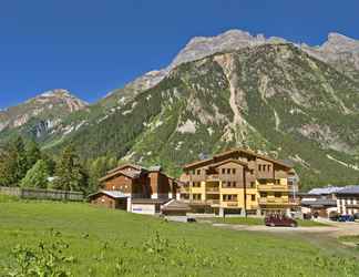 Exterior 2 Madame Vacances- Résidence Les Jardins de la Vanoise