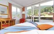 Kamar Tidur 5 Derby Swiss Quality Hotel