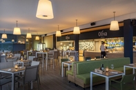 Quầy bar, cafe và phòng lounge Valamar Parentino Hotel