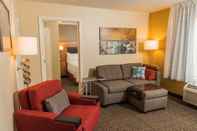 Common Space TownePlace Suites Erie