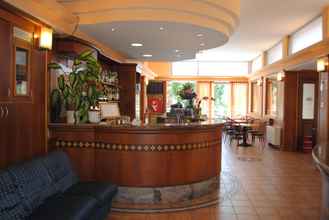 Lobby 4 Hotel Astra