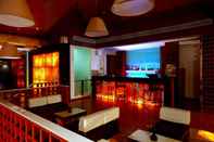 Bar, Kafe, dan Lounge Ramada Resort by Wyndham Kochi