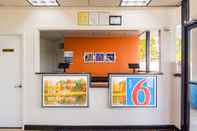 Lobby Motel 6 Cleveland, TN