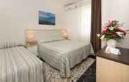 Phòng ngủ 7 Hotel La Marina