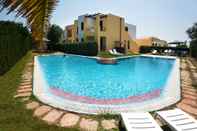 Swimming Pool Hotel Residence Oasi d'Oriente