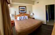 Kamar Tidur 7 Mackinaw Beach & Bay Inn & Suites