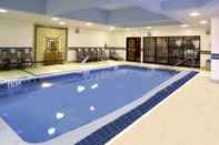 Swimming Pool Fairfield Inn & Suites by Marriott Pittsburgh Neville Island