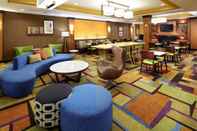 Bar, Cafe and Lounge Fairfield Inn & Suites by Marriott Pittsburgh Neville Island