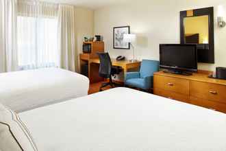 Bedroom 4 Fairfield Inn & Suites by Marriott Pittsburgh Neville Island