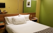 ห้องนอน 5 Microtel Inn & Suites by Wyndham Delphos