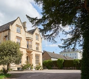 Exterior 2 Cotswold Grange