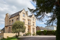 Exterior Cotswold Grange