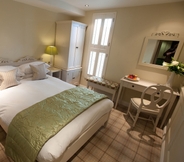 Bedroom 4 Cotswold Grange