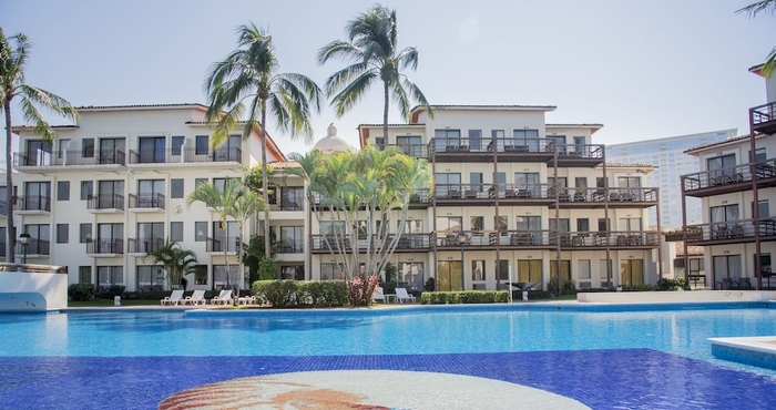 Swimming Pool Villa Vera Puerto Vallarta