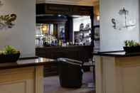 Quầy bar, cafe và phòng lounge Best Western Plus Aston Hall Hotel