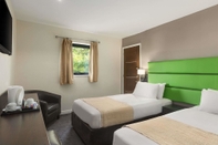 Bilik Tidur Ramada by Wyndham Oldbury Birmingham