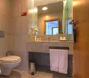 In-room Bathroom 3 Tulip Inn Estarreja Hotel & Spa