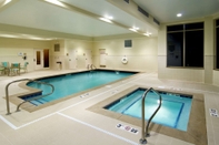 Swimming Pool Hilton Garden Inn Cleveland East/Mayfield Village