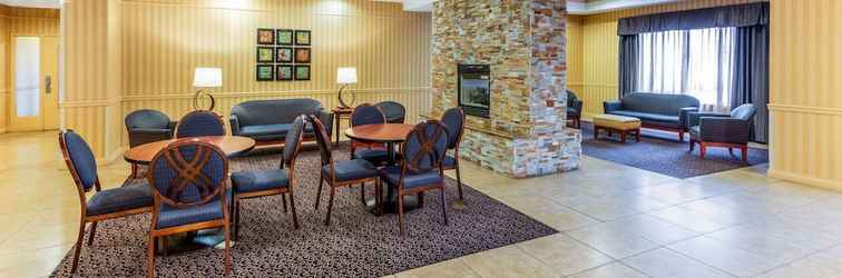 Lobi La Quinta Inn & Suites by Wyndham Hobbs