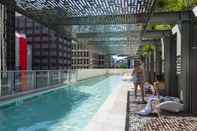 Swimming Pool Oaks Brisbane Aurora Suites