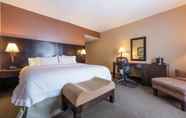 Bedroom 5 Hampton Inn & Suites by Hilton Moncton