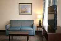 Common Space Hampton Inn Roanoke Rapids, NC