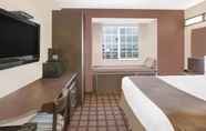 Bedroom 5 Microtel Inn & Suites by Wyndham Conway