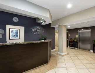Lobby 2 Microtel Inn & Suites by Wyndham Brooksville