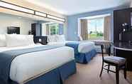 Bedroom 7 Microtel Inn & Suites by Wyndham Brooksville