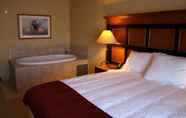 Bedroom 4 Diamond Mountain Casino Hotel