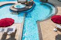 Swimming Pool Hotel Mioni Royal San