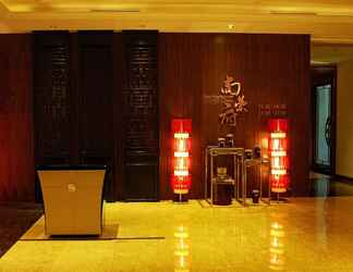 Lobi 2 Sheraton Shanghai Pudong Riverside