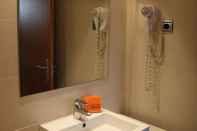 In-room Bathroom Arago565