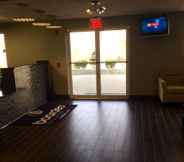 Sảnh chờ 3 Boarders Inn & Suites by Cobblestone Hotels – Ashland City