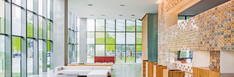 大堂 The Opposite House