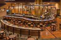 Bar, Cafe and Lounge Lodge At Feather Falls Casino