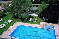 Swimming Pool Hotel Ancora