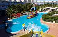 Kolam Renang 5 AF Hotel-Aqua Park