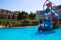 สระว่ายน้ำ AF Hotel-Aqua Park