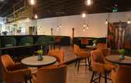Quầy bar, cafe và phòng lounge 4 Van der Valk Hotel Rotterdam - Blijdorp