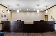 Lobi 6 Comfort Inn & Suites Cedar Hill Duncanville
