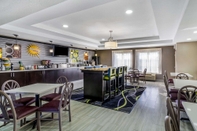 Bar, Kafe, dan Lounge La Quinta Inn & Suites by Wyndham Canton MS